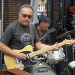Ron Lezer street band