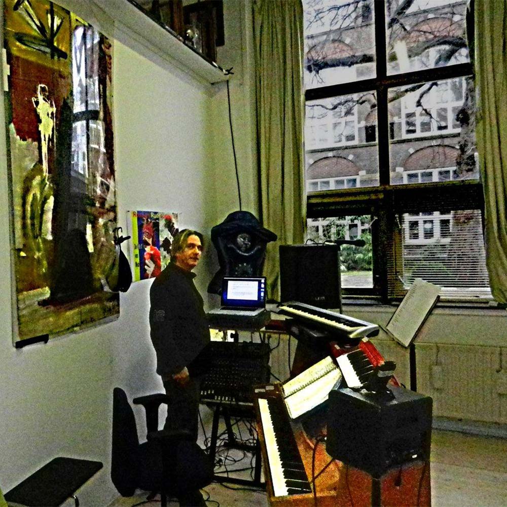 Vincent Mens in zijn atelier - studio